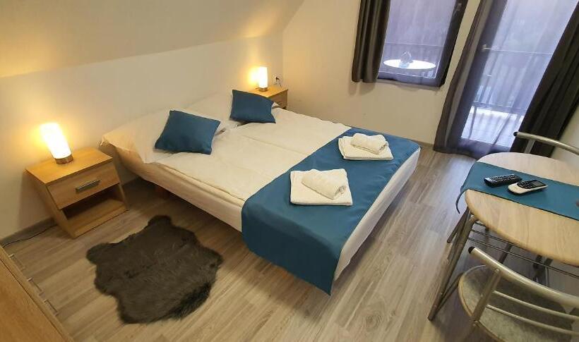 膳宿费 Sipos Vendég és Apartmanház