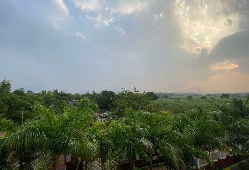 אתר נופש Green Paradise