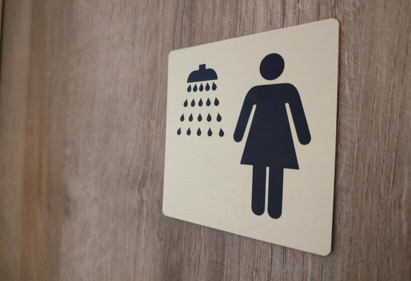 Общежитие Chata Dom Horskej Služby Jasna