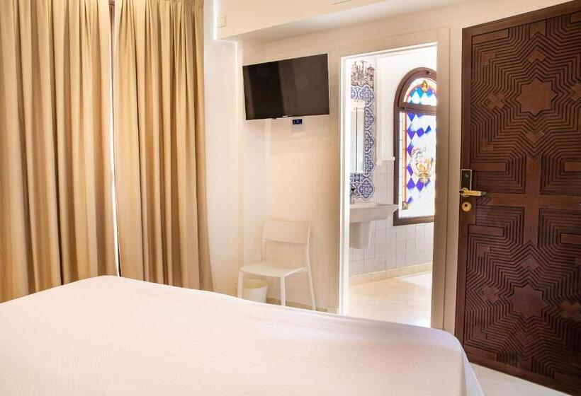 ユースホステル Posada Boutique El Gallo Morón