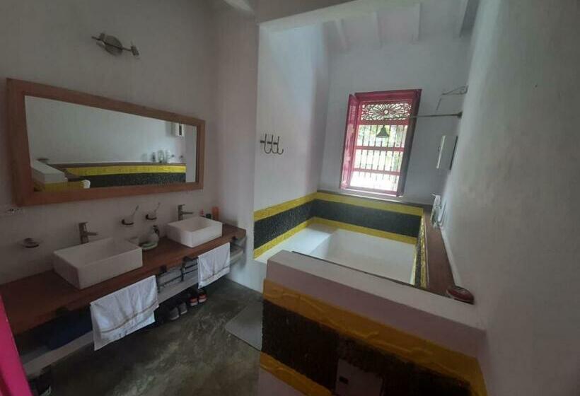 مبيت وإفطار Casa Etnika