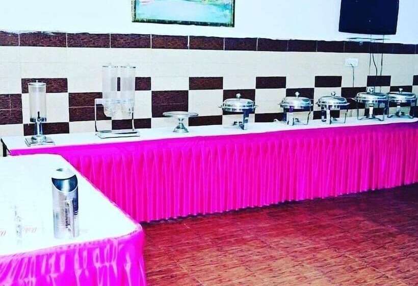 בית מלון כפרי Ambience Hill Nainital