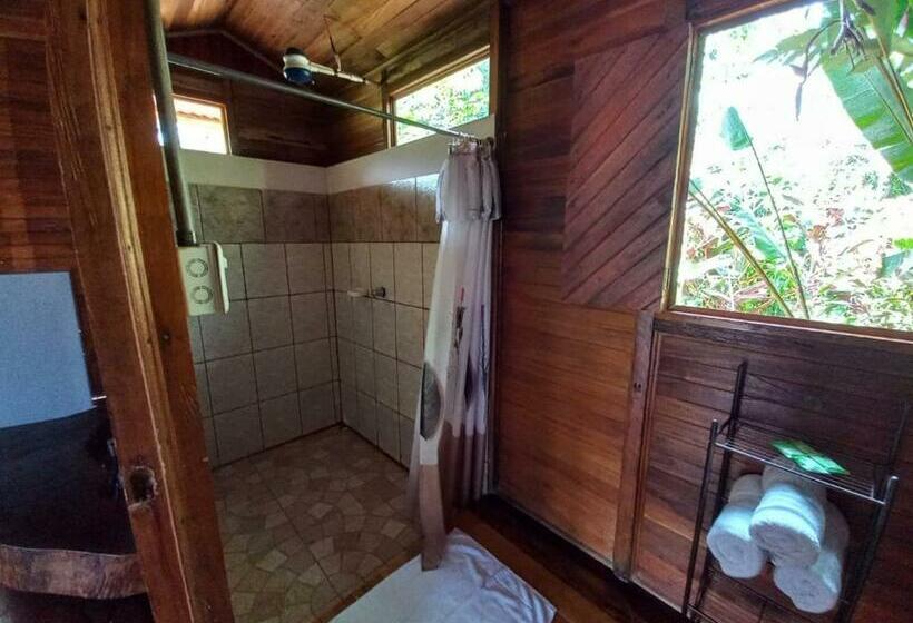 فندق Cabañas Los Laguitos Rio Celeste