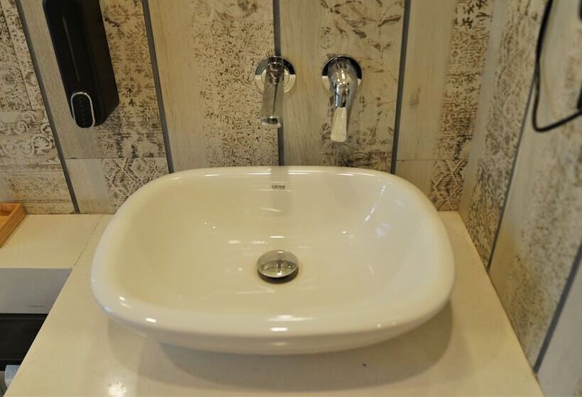 Отель De Glance