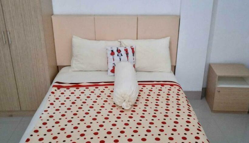 호텔 Guest House Pinarak 2 Syariah Near Gor Satria Purwokerto Mitra Reddoorz