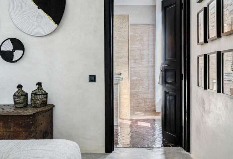 酒店 Hôtel Oasis Dakhla