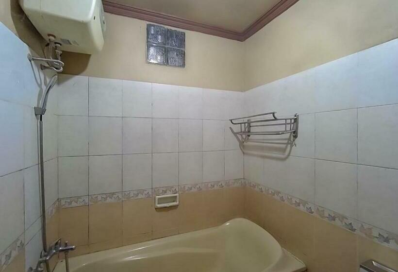 호텔 Indiana Syariah Mitra Reddoorz