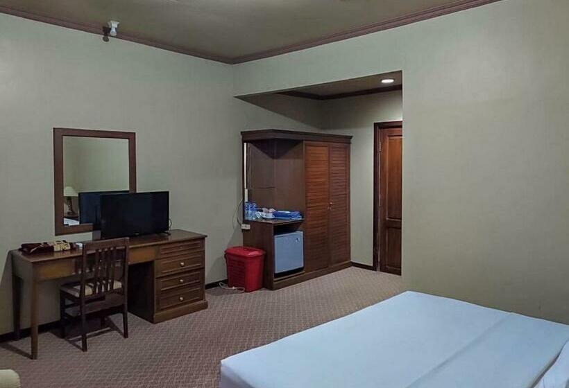 호텔 Indiana Syariah Mitra Reddoorz