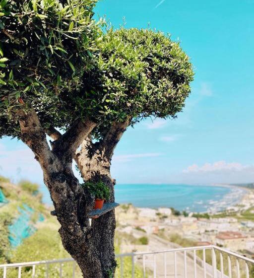 בית מלון כפרי Lavinum