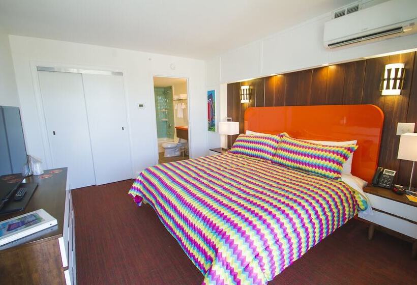 فندق Mother Earth Motor Lodge