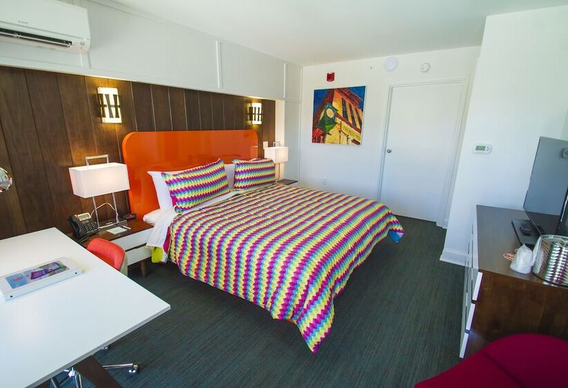 فندق Mother Earth Motor Lodge