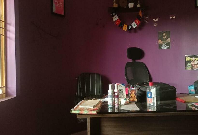 בית מלון כפרי Pop 84630 Jp Palace