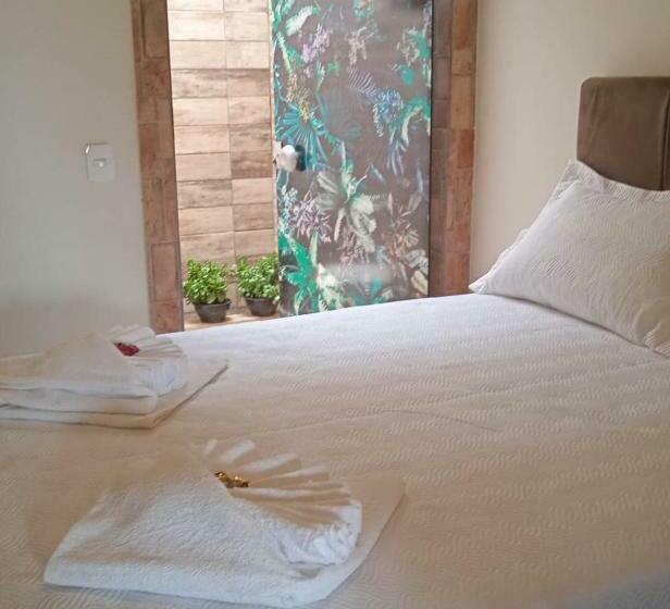 ホテル Pousada Lótus