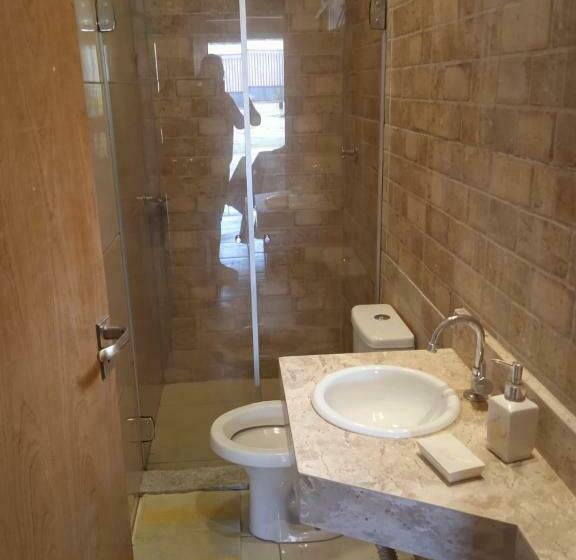 ホテル Pousada Lótus