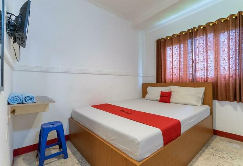 בית מלון כפרי Reddoorz Near Stasiun Juanda Jakarta