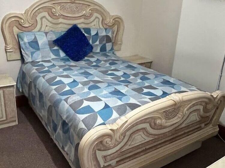 Пансион Busy Bee   Guest House   Self Service