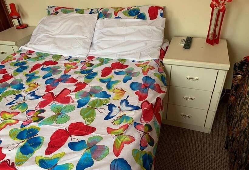 Пансион Busy Bee   Guest House   Self Service