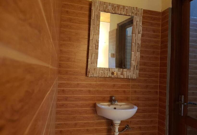 פנסיון Citronella Home Stay