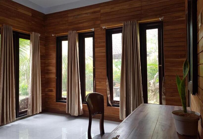 פנסיון Citronella Home Stay