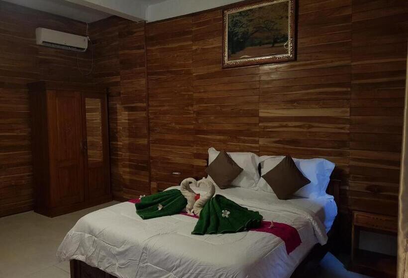 Пансион Citronella Home Stay