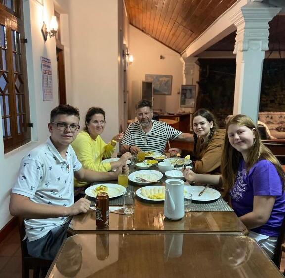 펜션 Kandy Garden Villa