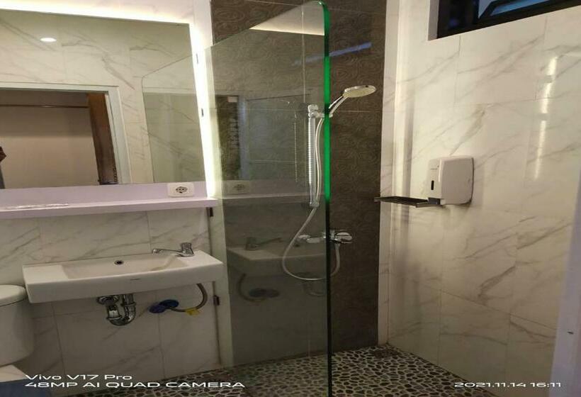 ペンション May Kost