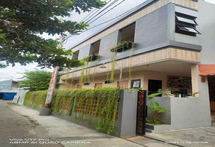 ペンション May Kost