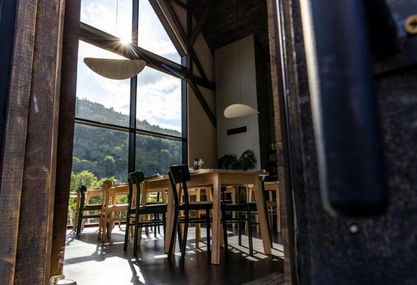 리조트 Portal Village Only Adults