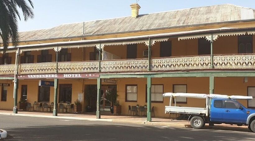 Vandenberg Hotel Forbes