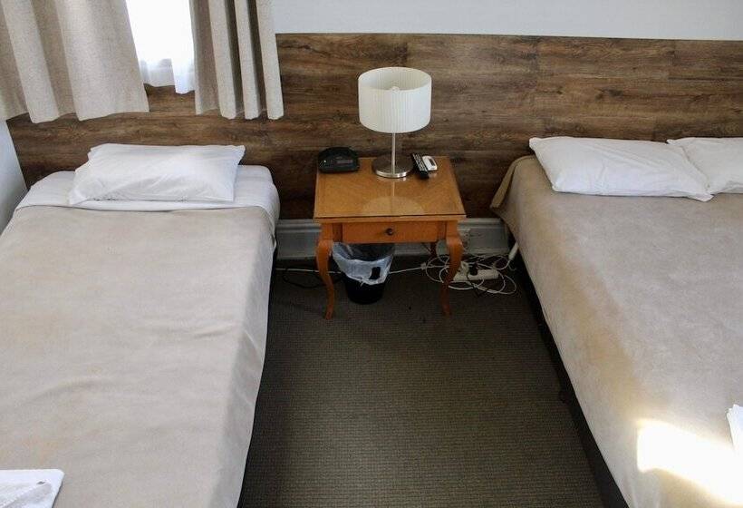 Vandenberg Hotel Forbes