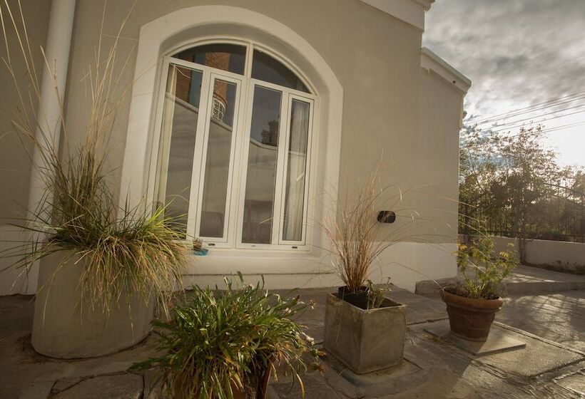 Общежитие Casa De Mar