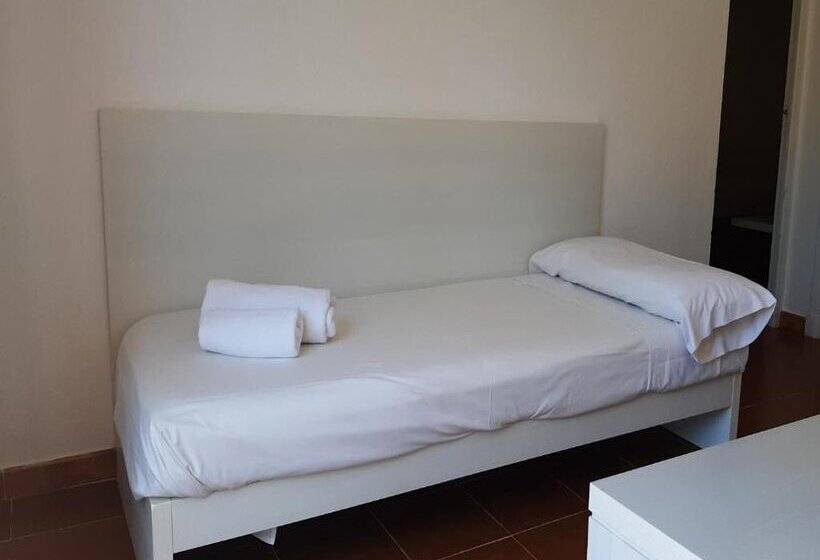 Aparthotel Flora Park