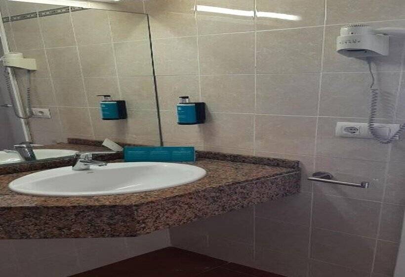 Aparthotel Flora Park