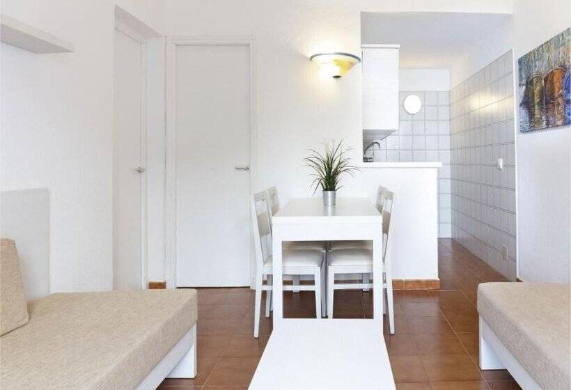 Aparthotel Flora Park