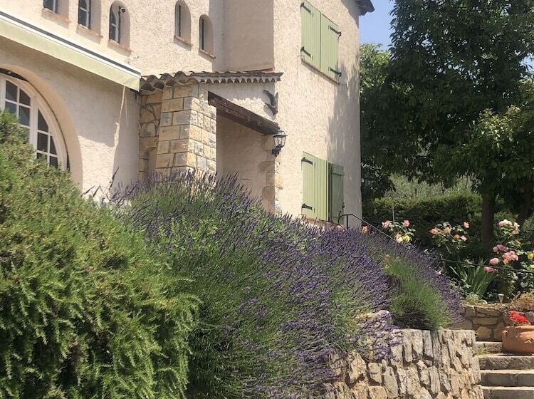 צימר Villa Daphné