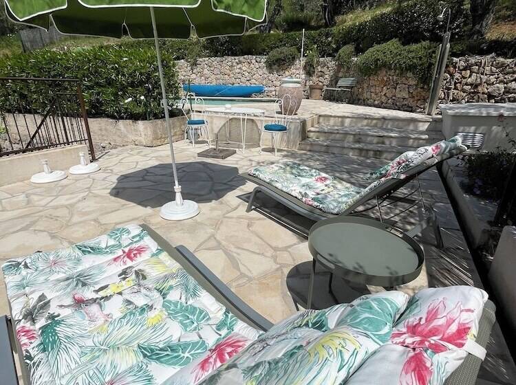 צימר Villa Daphné