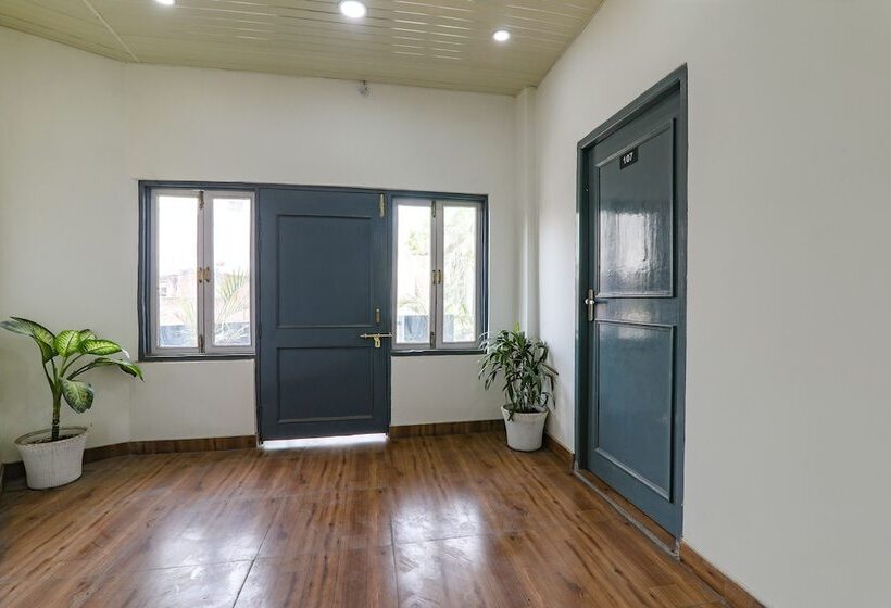 Fabhotel Super 3 Premium Ii