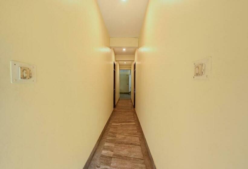 فندق Capital O 84581 The Prestige Tridev