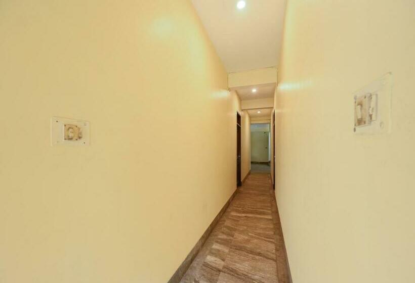 فندق Capital O 84581 The Prestige Tridev