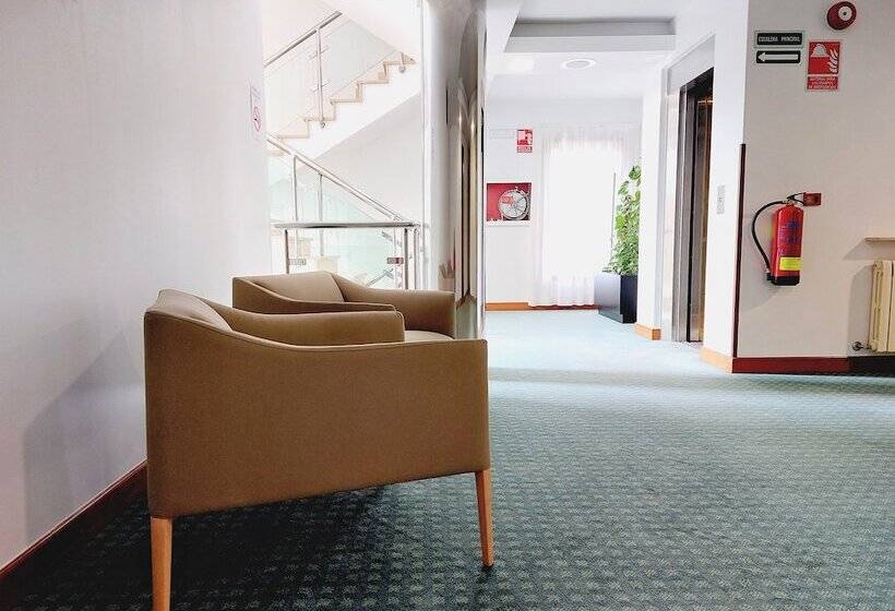 בית מלון כפרי Costa Atlantica