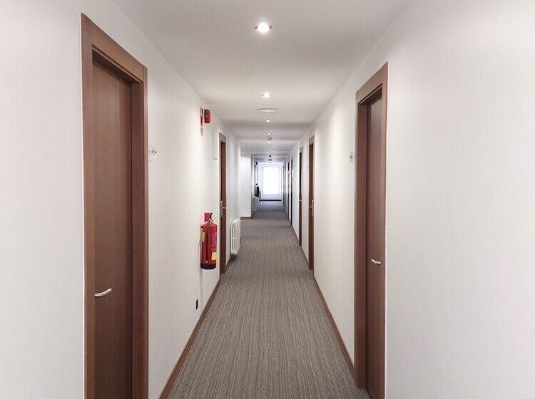 בית מלון כפרי Costa Atlantica