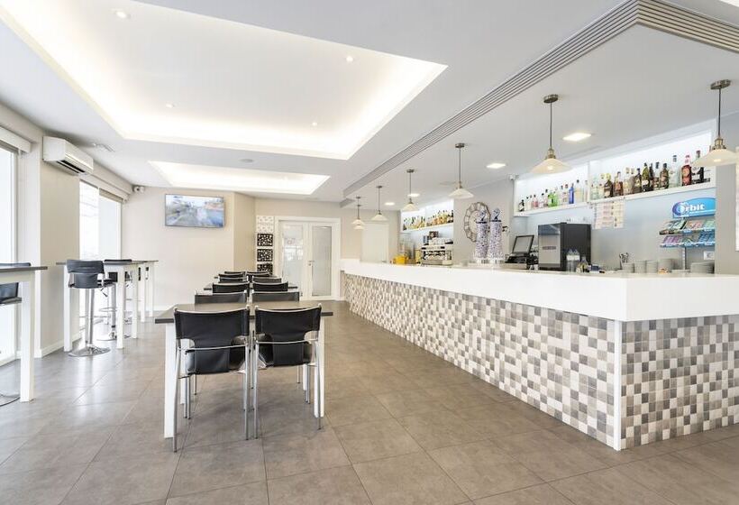 בית מלון כפרי Costa Atlantica