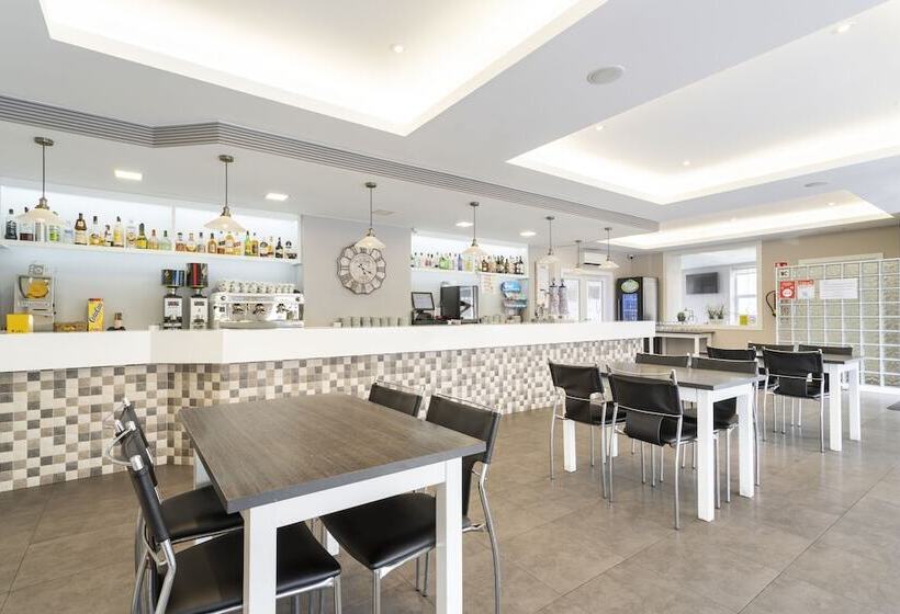 בית מלון כפרי Costa Atlantica