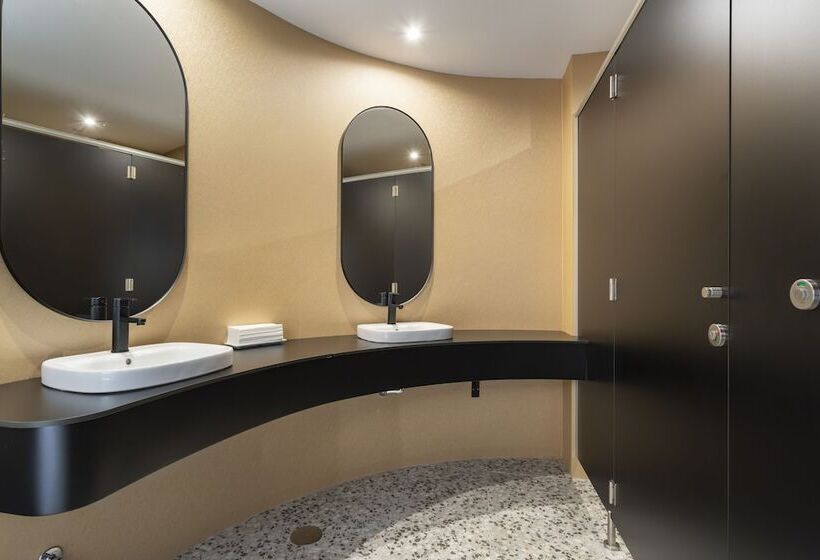 בית מלון כפרי Costa Atlantica