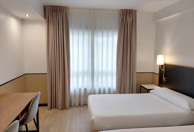 בית מלון כפרי Costa Atlantica