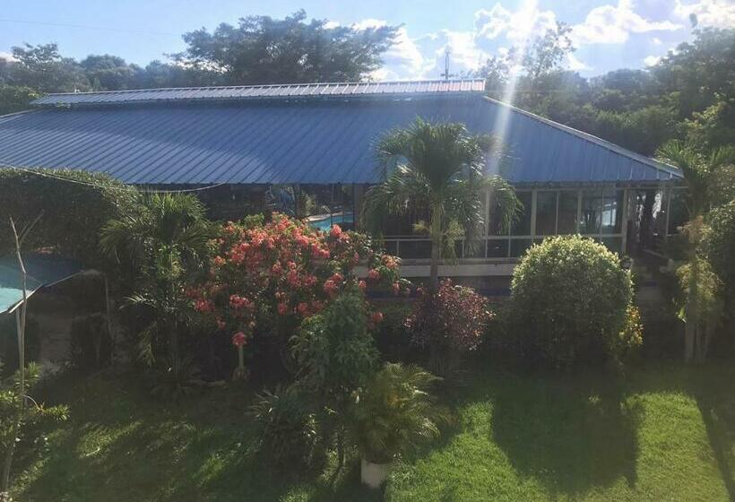 בית מלון כפרי El Broche