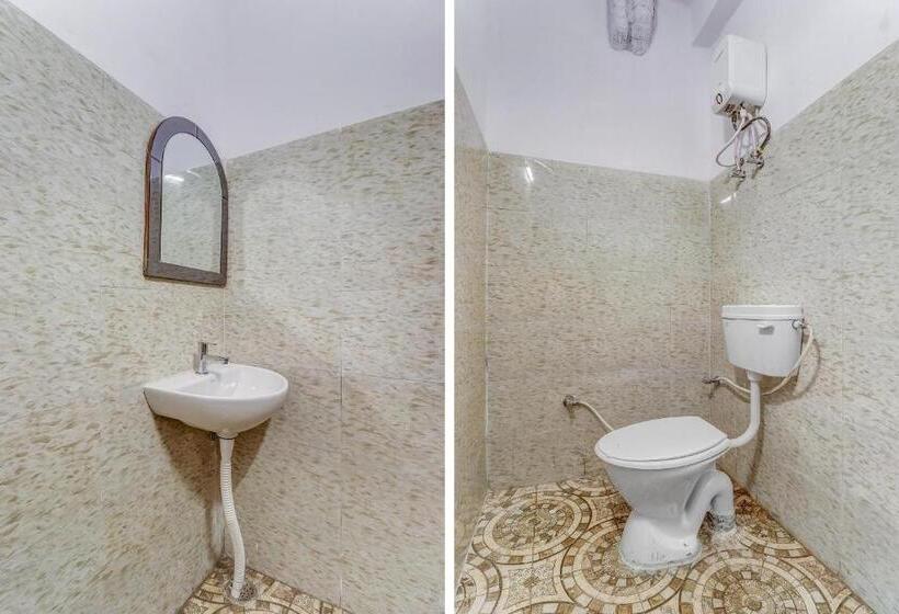 ホテル Flagship 84450  Holiday