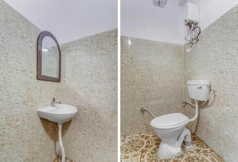 ホテル Flagship 84450  Holiday