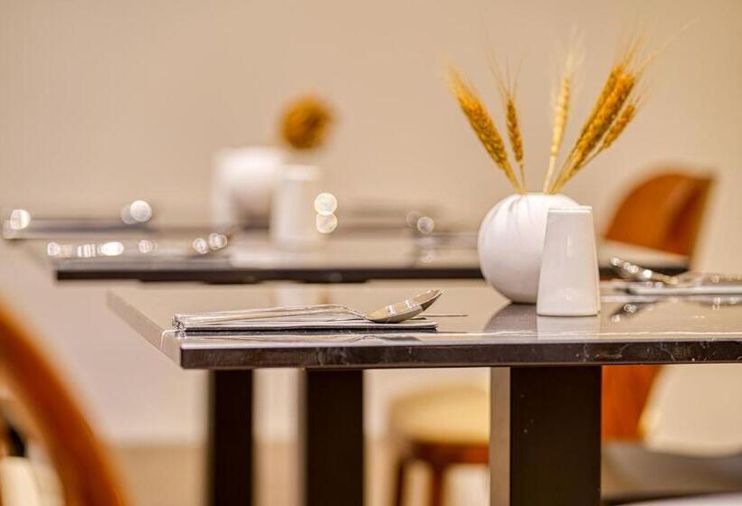 Fourside Hotel Freiburg, Trademark Collection By Wyndham