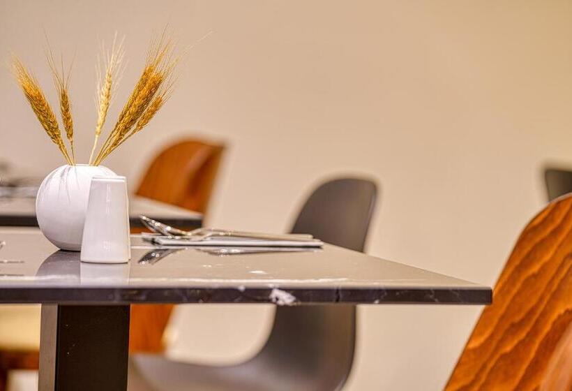 Fourside Hotel Freiburg, Trademark Collection By Wyndham